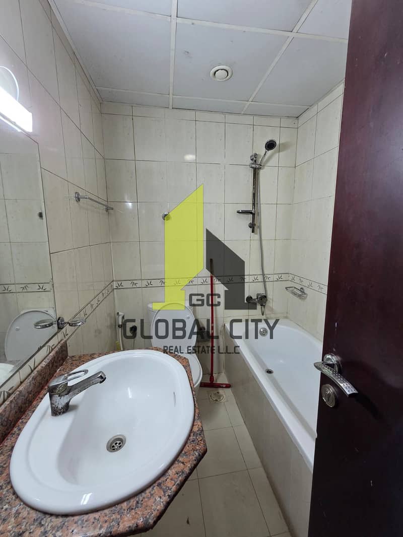 15 31519278-9bec-4bed-a54a-08a829aed20d. jpg