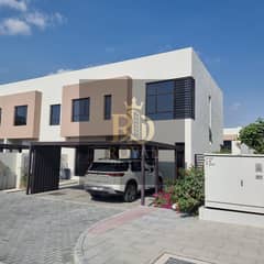 فيلا 4 غرف كورنر شبه منفصلة فاخرة | تصميم عصري | انسب مكان للعائلة | بأرقى مناطق الشارقة | بدون رسوم خدمات مدى الحياة | موقع متميز