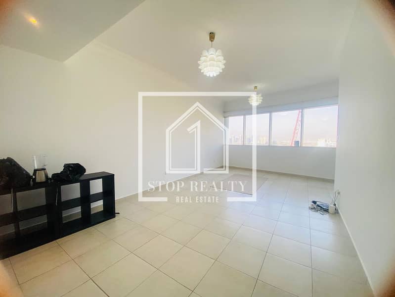 EXTRA PANTRY ROOM | TENANTED | COMMUNITY VIEW EXTRA PANTRY ROOM | TENANTED | COMMUNITY VIEW