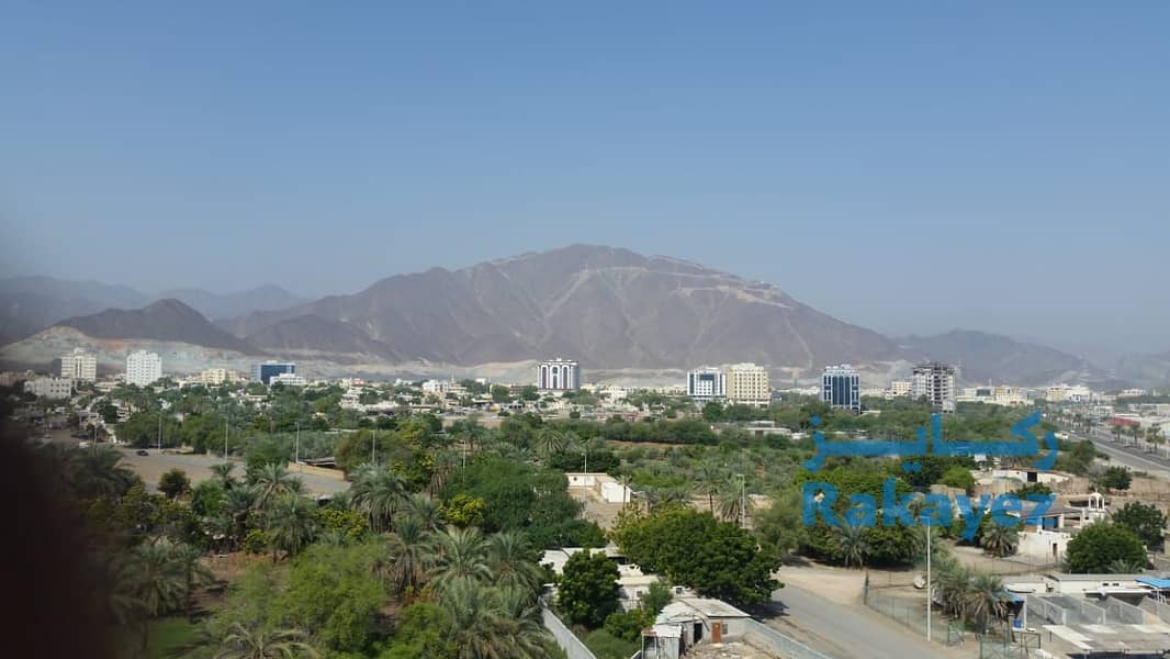 3 Khorfaqqan Hill side view 3. jpg