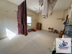 أرخص استديو بالنباعه بعقد عزاب صريح -مساحه كبيره جدا -تكييف اسبلت -غاز مركزي -علي الطريق مباشره