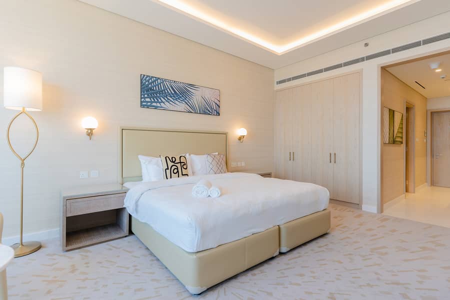 SUMMER OFFER LUXURY HOTEL STUDIO PALM TOWER- AVAILABLE NOW SUMMER OFFER LUXURY HOTEL STUDIO PALM TOWER- AVAILABLE NOW