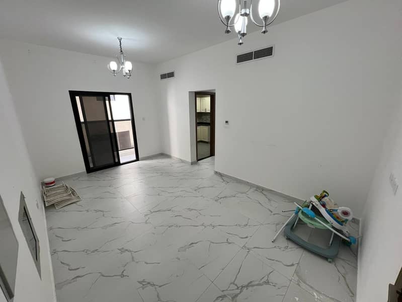 Beautiful room and living room in Al-Aliya, second occupancy - central air conditioning - free maintenance - family accommodation