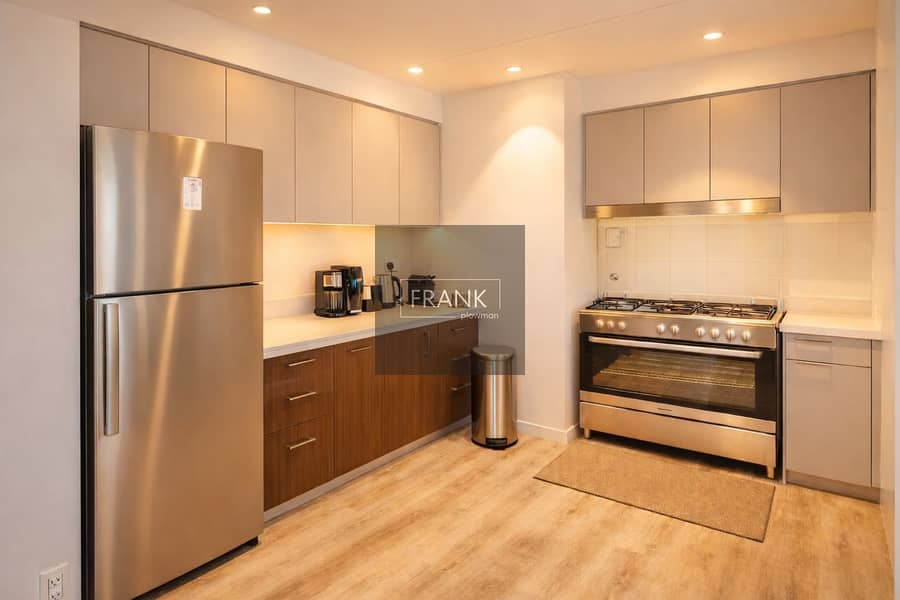 13 Kitchen 2. png