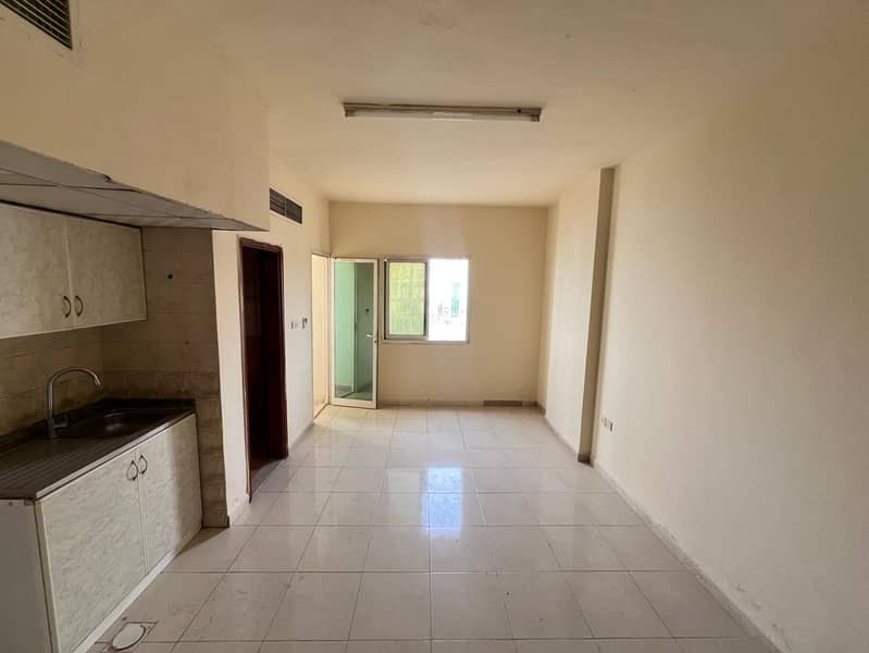 Studio for Rent in Al Roa Near Sheikh Ammar Street