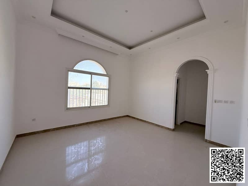 10 cae5de8f-1d92-4380-9180-59f9e967d0e2. jpg