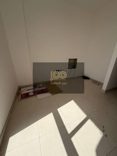 سكن عمال  للايجار في أم الثعوب، أم القيوين - WhatsApp Image 2026-04-08 at 5.19. 33 AM. jpeg