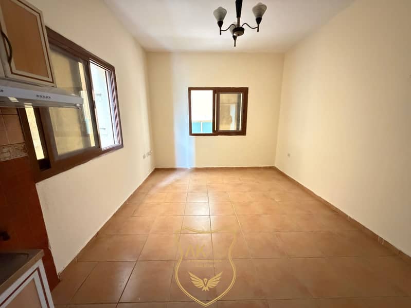 Comfortable Studio Near Corniche & Park – Ideal for Family Living