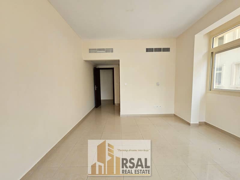Amazing Deal || 2bhk Apartment Prime location || Easy access to Dubai ||