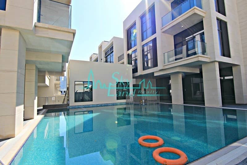 8 Brand new 2 bed apartment in a prime location of Jumeirah 1