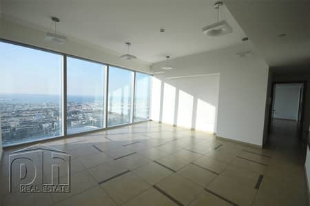 Sea Views | Walk to Metro | Chiller Free. Sea Views | Walk to Metro | Chiller Free.