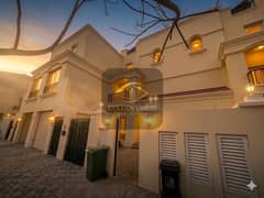 فیلا في بيتي،قرية الحمراء 5 غرف 3500000 درهم - 14776557