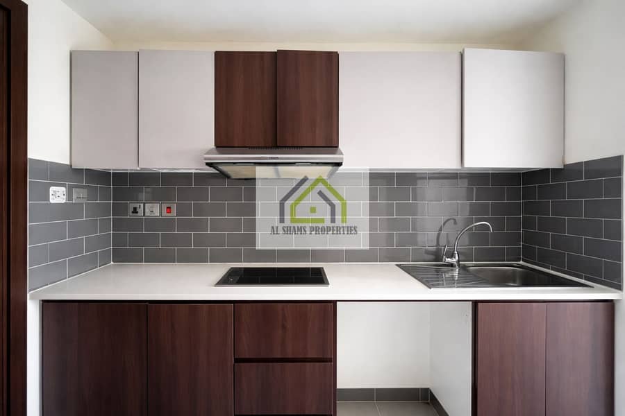 Value Studio | Balcony | Parking | Great Location