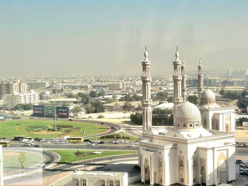 * SPACIOUS 2BHK WITH MASTER BEDROOM WARDROBE GYM POOL BALCONY *