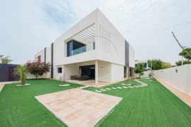 √Furnished | Landscaped Garden | Corner | VACANT√