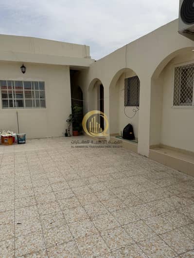 6 Camere Villa in vendita a Al Sabkha, Sharjah - WhatsApp Image 2026-04-12 at 3.33. 06 AM. jpeg 6 Camere Villa in vendita a Al Sabkha, Sharjah - WhatsApp Image 2026-04-12 at 3.33. 06 AM. jpeg