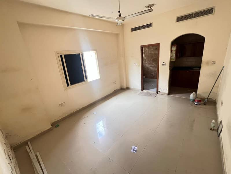 Studio for annual rent in Al Alia – Ajman