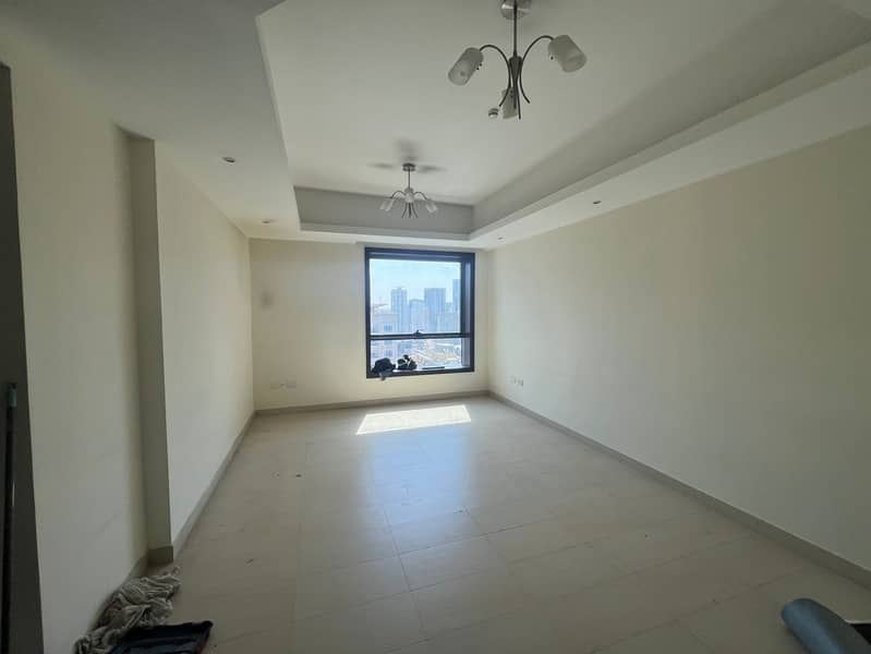 Luxury 1BR in Al Mamzar – free AC, gym & pool, near beach, storage, built-in wardrobes, master bedroom