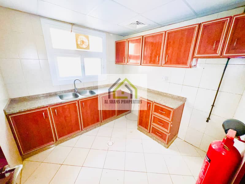 Laviah 1bhk With 2 Bath Parking Close To Family Park