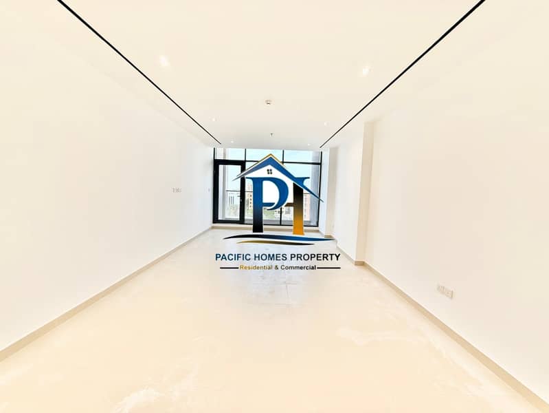 30 Days Free . . Br@nd New 3 bhk 5 Bath @ Maids @ Near Metro - Facilities just 130 k -