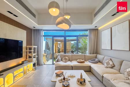2 Bedroom Townhouse for Sale in Mohammed Bin Rashid City (MBR City), Dubai - Ready To Move | Upgraded | Single Row