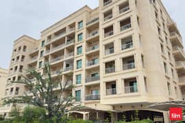 شقة في مزايا 12،كيو بوينت،ليوان 2 غرف 950000 درهم - 14829554