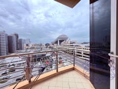 شقة في بناية صالح بن لحاج 361،البرشاء 1،البرشاء 1 غرفة 75000 درهم - 14829394