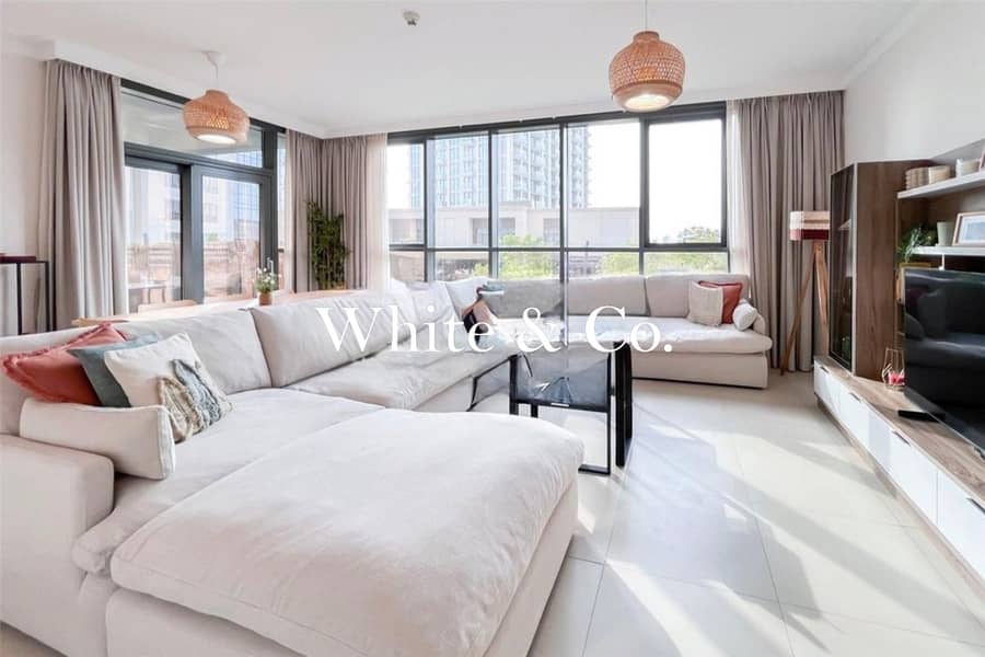 Vacant On Transfer | Upgraded | Spacious Vacant On Transfer | Upgraded | Spacious