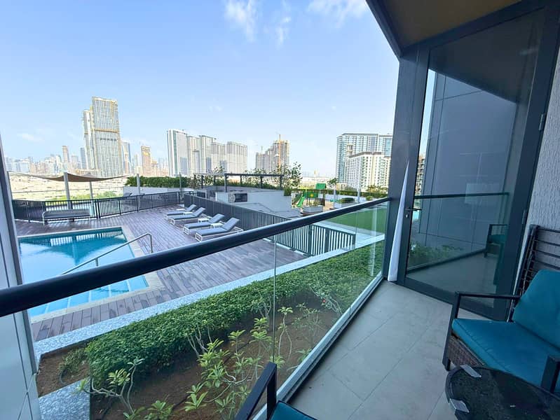 Pool View | Contemporary | Vacant Pool View | Contemporary | Vacant