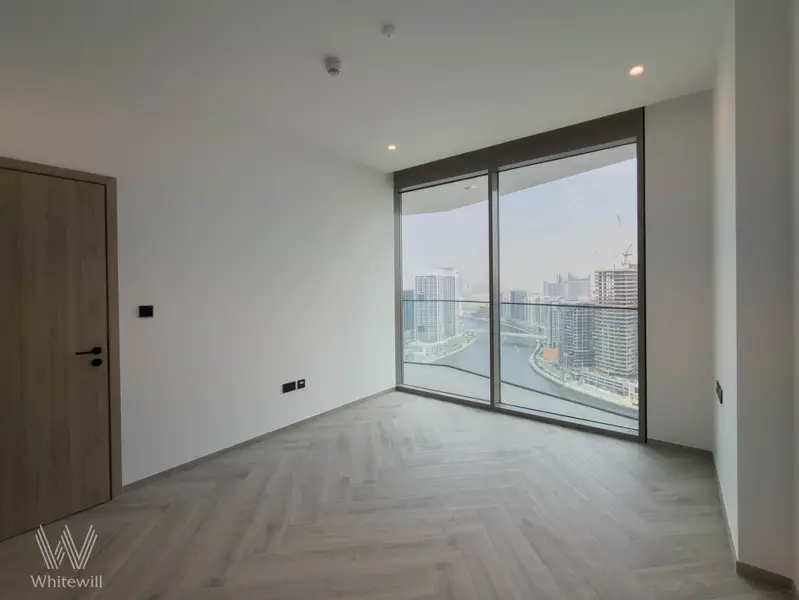 Canal-Side Living | High Floor | Brand New