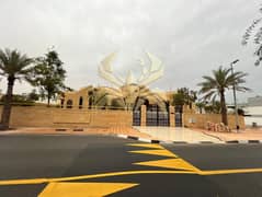 فیلا في الراشدية 6 غرف 300000 درهم - 14831323