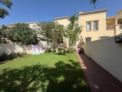 تاون هاوس في الينابيع 11،الينابيع 2 غرف 165000 درهم - 14831633