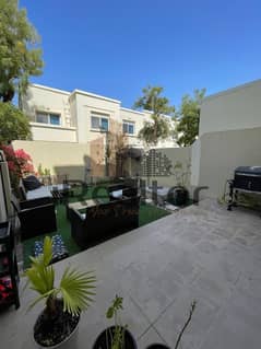 فیلا في فلل الريف - طراز عربي،فلل الريف،الريف 3 غرف 2100000 درهم - 14831831