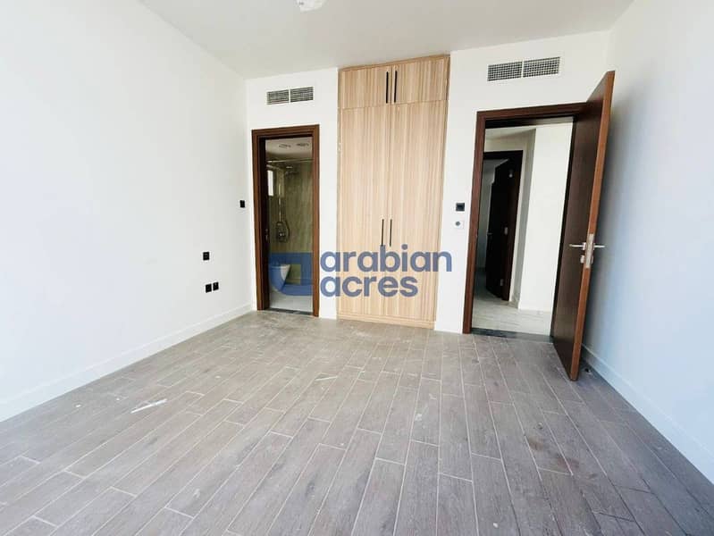 Corner Unit | Close to Pool | Price Reduced - Image 4