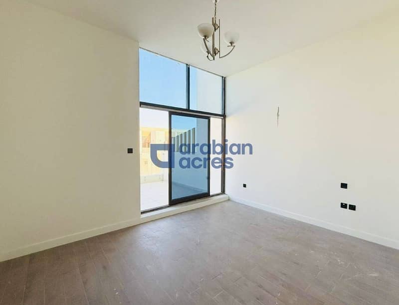 Corner Unit | Close to Pool | Price Reduced - Image 5