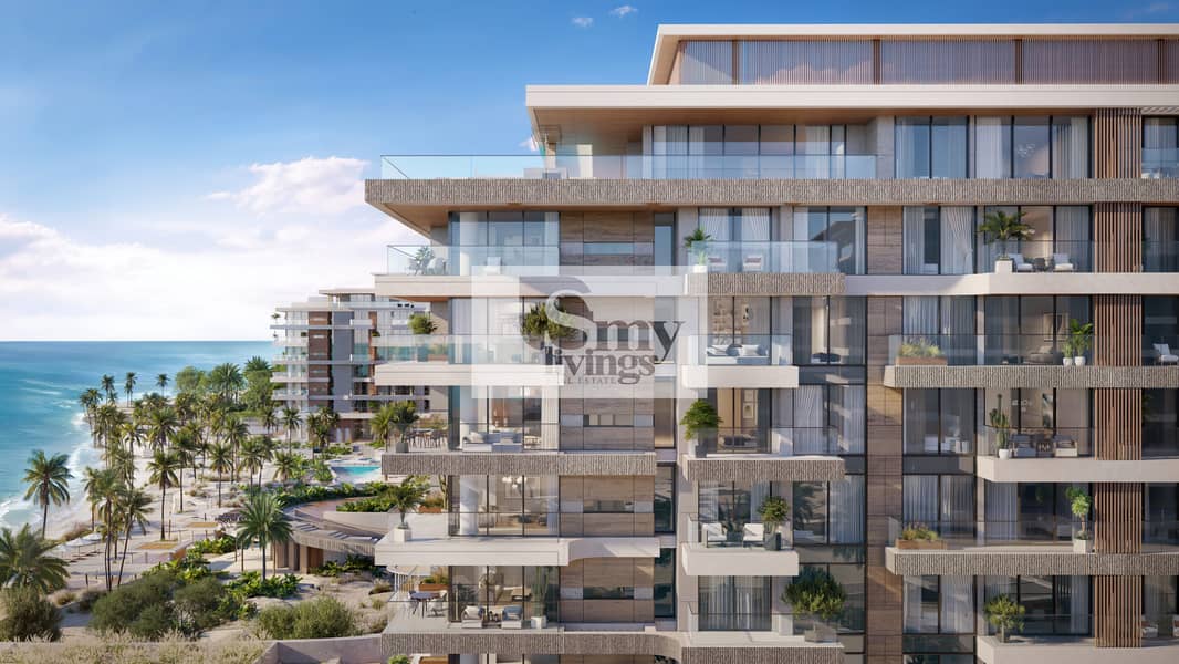 25 Ellington Sands - facade close. jpeg