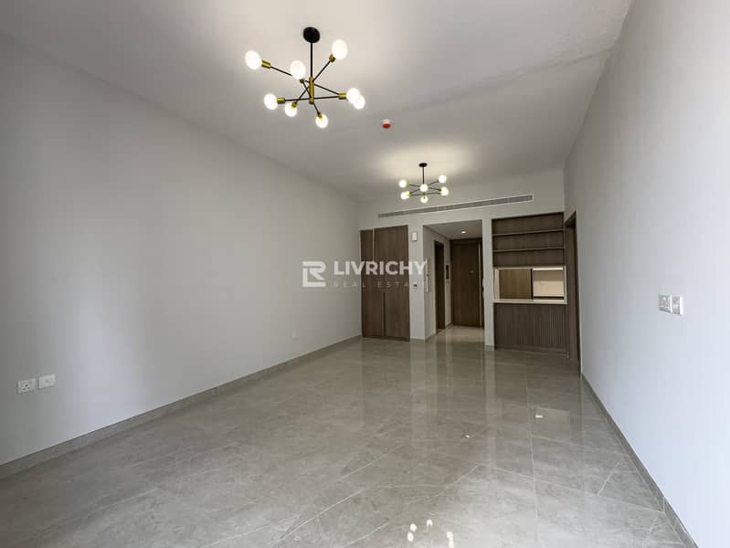 VASTU COMPLIANT | BRAND NEW | SPACIOUS VASTU COMPLIANT | BRAND NEW | SPACIOUS