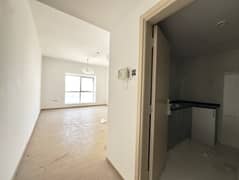 شقة في البرشاء 1،البرشاء 2 غرف 85000 درهم - 14834827