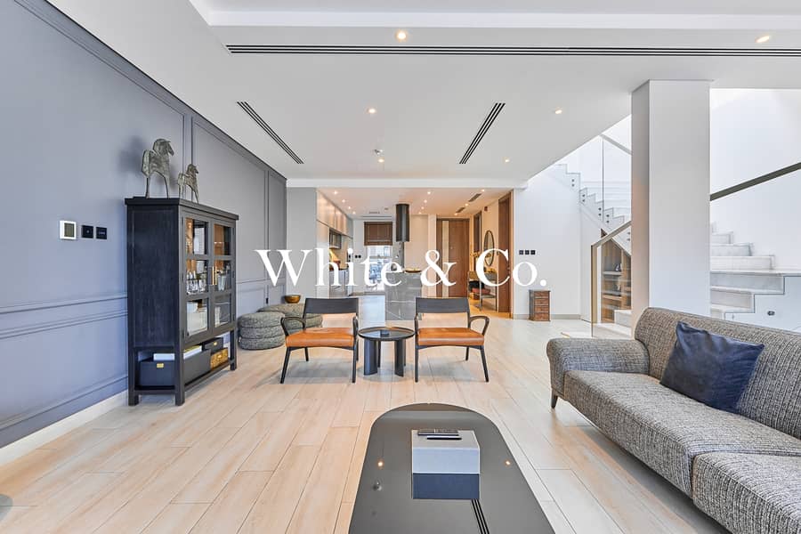 Luxury 4BR | Furnished | Private Garden Luxury 4BR | Furnished | Private Garden
