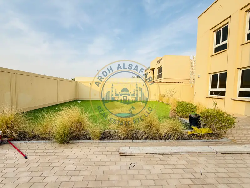 Luxury Family Villa: 5 Bedrooms, 2 Halls, Maid & Driver Room, Large Garden – 155K - View 2