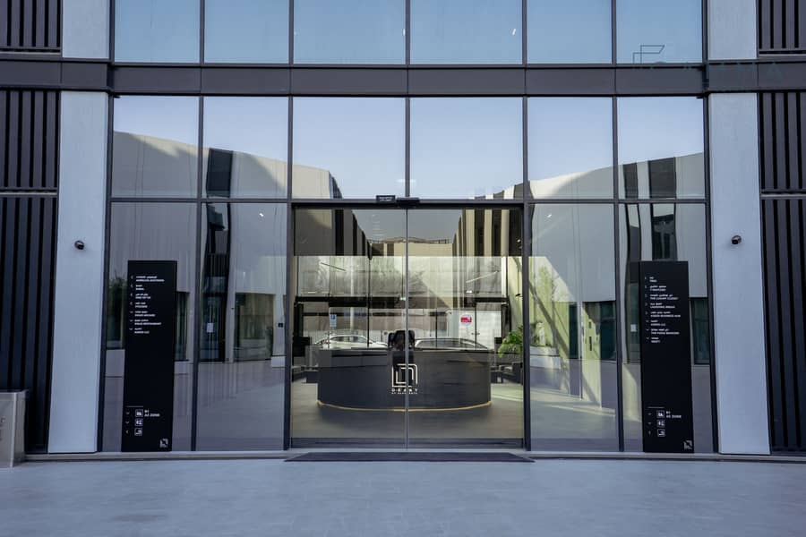 6 Q-East Exterior-26. jpg