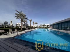 فيلا من 4 غرف نوم | حديقة خاصة | إطلالة على المجتمع والمسبح