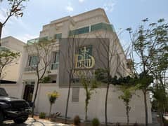 للبيع فيلا كورنر 4غرف ماستر +مجلس ومصعد |غرفة خادمة |تشطيبات راقيه |تملك حر | بالقرب من كل الخدمات