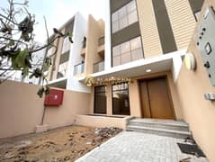 فيلا من 4 غرف نوم | فيلات شاكسي JVC | إطلالات الفناء والمنتزه