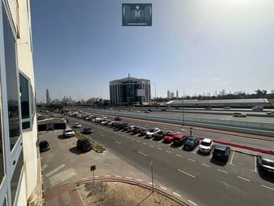 Office for Rent in Al Garhoud, Dubai - p8. jpeg Office for Rent in Al Garhoud, Dubai - p8. jpeg