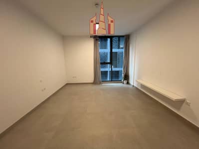 Monolocale in Vendita a Aljada, Sharjah - 764e91d2-e5e4-4351-b557-ecdf06d9deae. jpg
