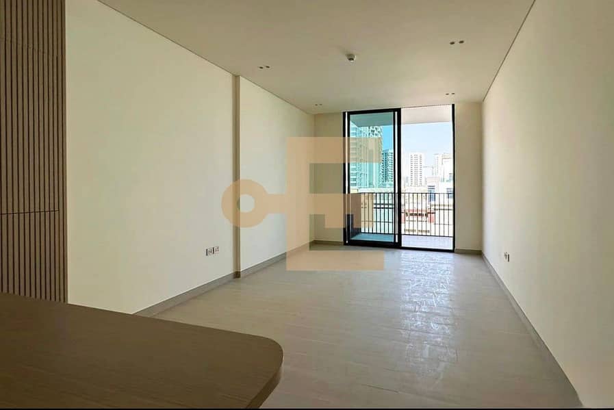 1 Bedroom Apartment | Kitchen Appliances | Pool & City Views
