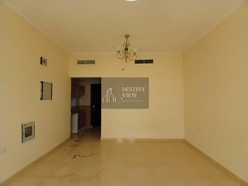 Spacious studio 1Washrooms 450 Sqft | AED 24000 | Prime Muwaileh Location near to bus stand safari mall