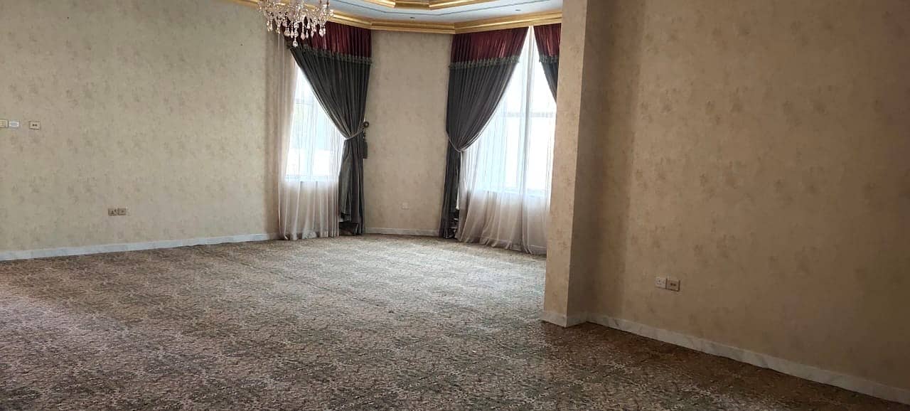 *** GREAT OFFER - SPACIOUS 5BR Villa with GARDEN area in Al Sharqan Area - with affordable price  ***