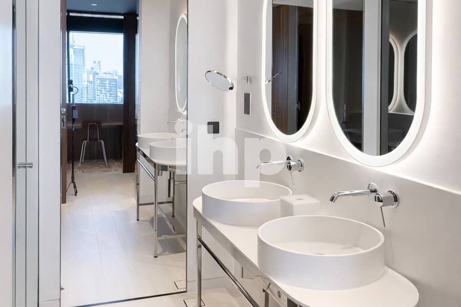 12 Bedroom washroom. . jpg